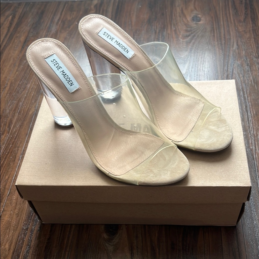 New Steve Madden “Classify” Clear Heels Size 11